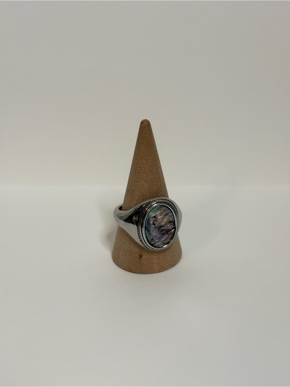 Silver Abalone Shell Ring | Size 9 - Picture 2 of 5
